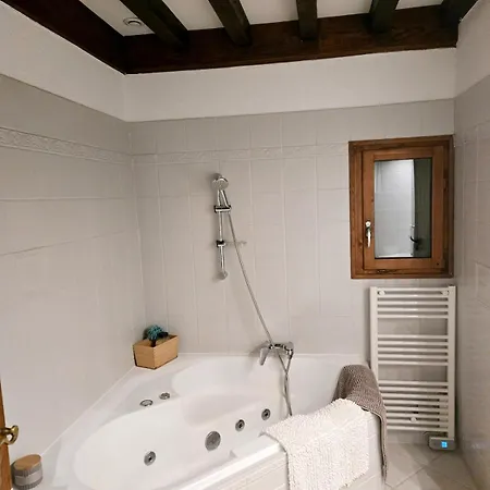 Belle Vue Barn ,charming Spacious Rustic In French Coutryside בית נופש Sermoyer